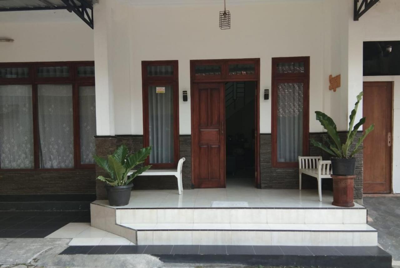 Sayana Homestay สเลมาน ภายนอก รูปภาพ