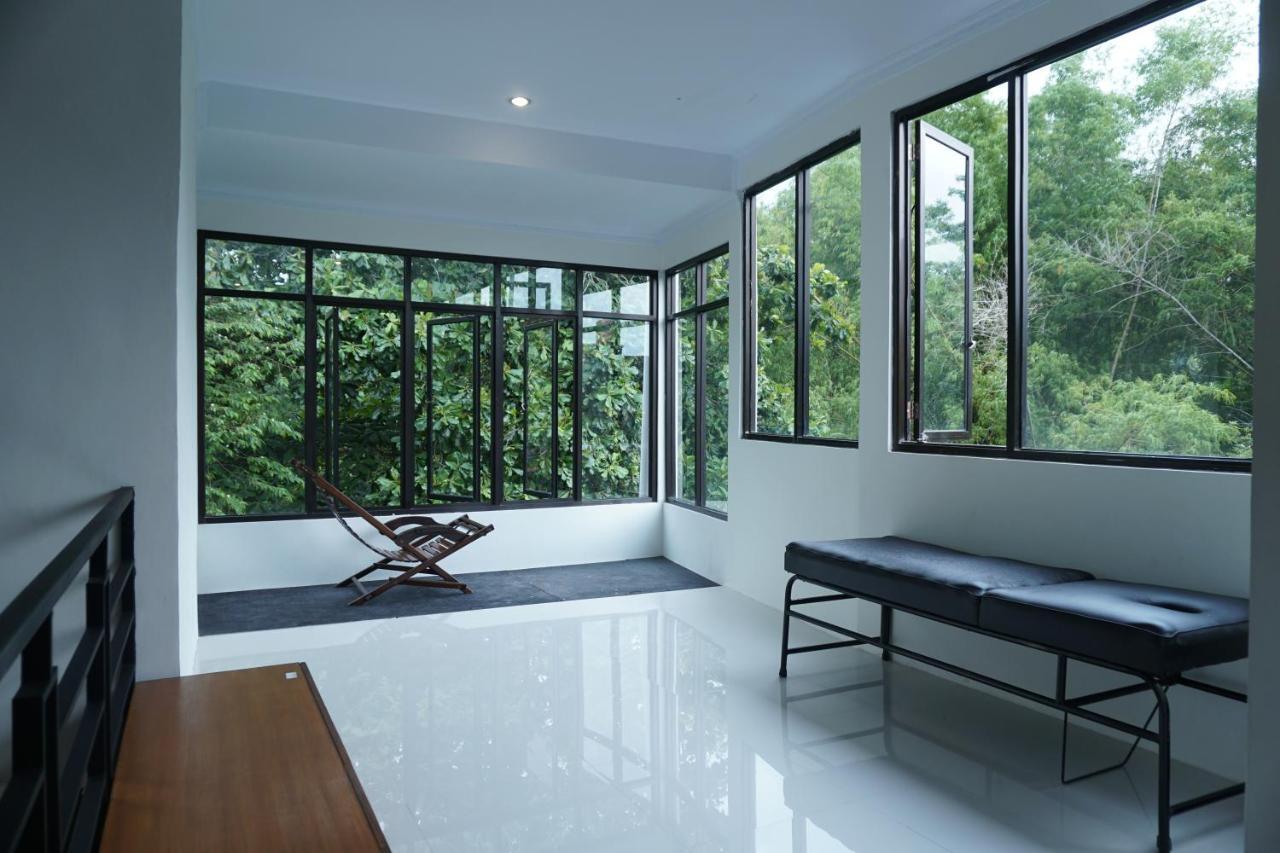 Sayana Homestay สเลมาน ภายนอก รูปภาพ